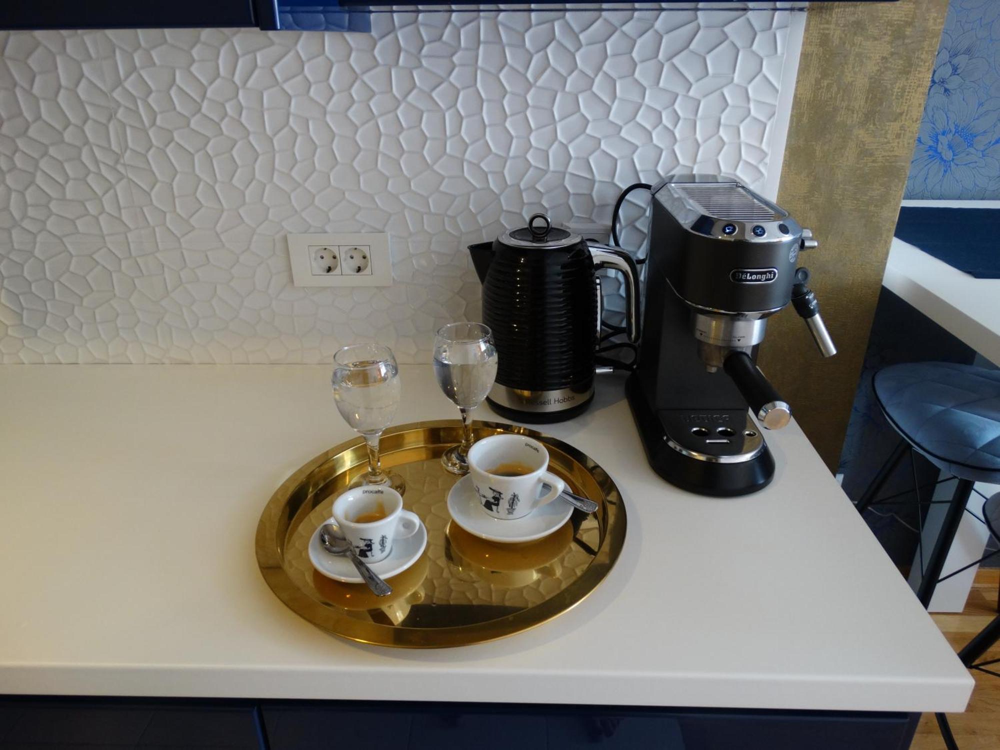 Jacuzzi Studio Apartman Mare'S Ζάγκρεμπ Εξωτερικό φωτογραφία